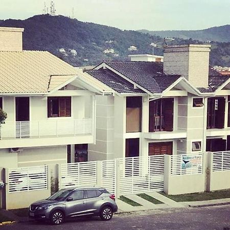 Residencial Franca Garopaba Lägenhet Exteriör bild