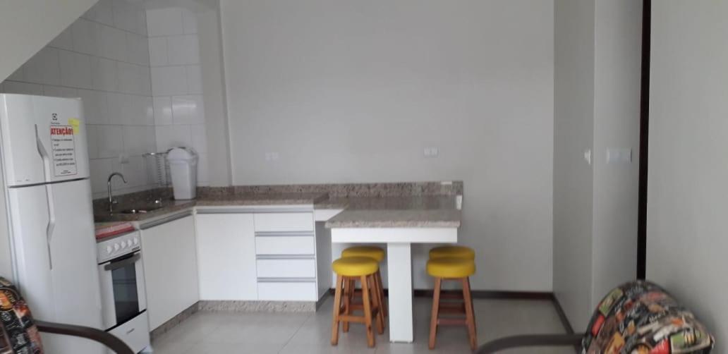 Residencial Franca Garopaba Lägenhet Exteriör bild
