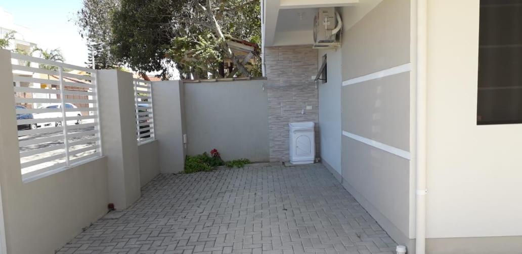 Residencial Franca Garopaba Lägenhet Exteriör bild